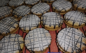 Mogyorókrémes linzerek recept fotóval Mogyorókrémes linzerek