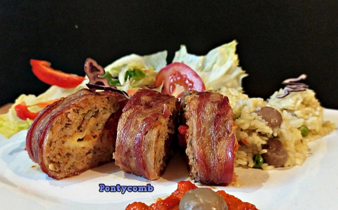 Pulykarolád sajttal és ajvárral