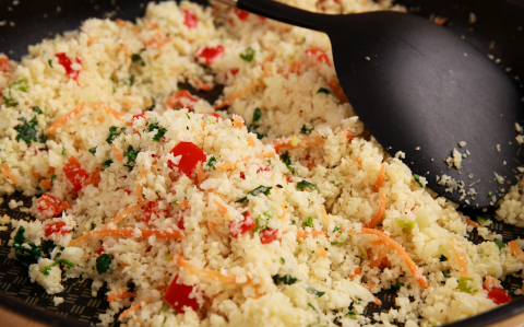 Sült, zöldséges karfiolrizs
