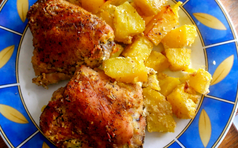 Fokhagymás-tejfölös sültcsirke