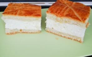 Túrós pite