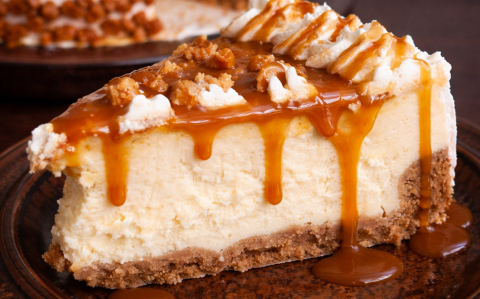 Sós-karamellás sajttorta