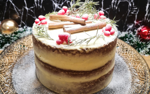 Karácsonyi gránátalmás mézeskalács torta recept fotóval Karácsonyi gránátalmás mézeskalács torta
