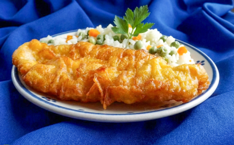 Sajtkrémes bundában sült csirkemell