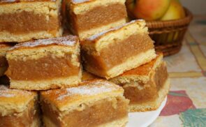 Puha, omlós almás pite