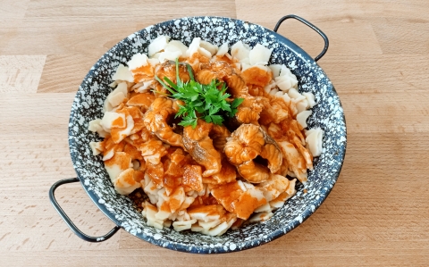 Angolna pörkölt recept fotóval Angolna pörkölt