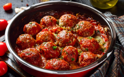 Fűszeres, paradicsomos húsgombóc recept fotóval Fűszeres, paradicsomos húsgombóc