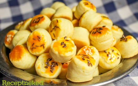 Vajas, tejfölös pogácsa recept fotóval Vajas, tejfölös pogácsa