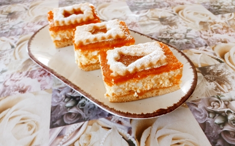 Túrós-barackos süti recept fotóval Túrós-barackos süti
