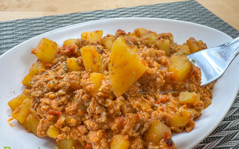 Burgonyás-darált húsos egytálétel recept fotóval Burgonyás-darált húsos egytálétel