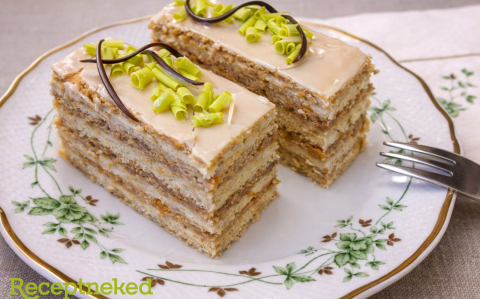 Mézes-tejszínes szelet