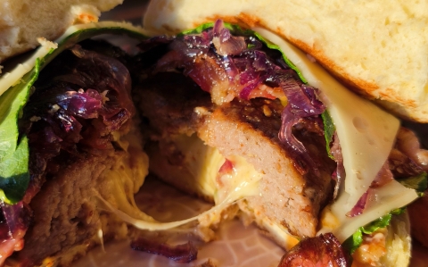 Juicy Lucy burger