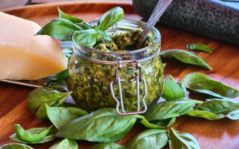 Házi pesto recept fotóval Házi pesto