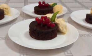 Duplán csokis brownie