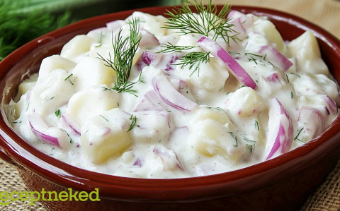 Pikáns krumplisaláta recept fotóval Pikáns krumplisaláta