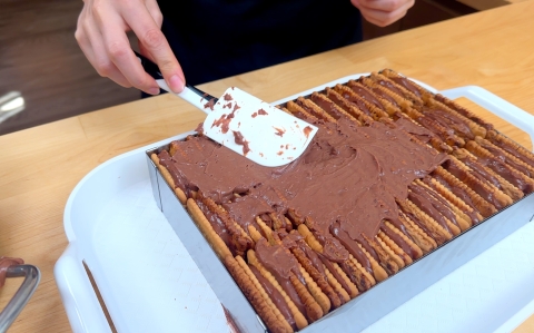 Csokis keksztorta