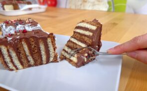 Csokis keksztorta