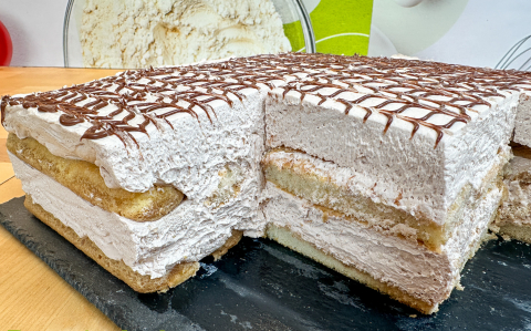Kinder bueno tirmaisu