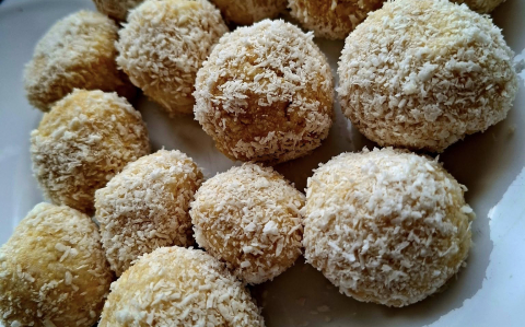 Kókuszos túrógolyó recept fotóval Kókuszos túrógolyó