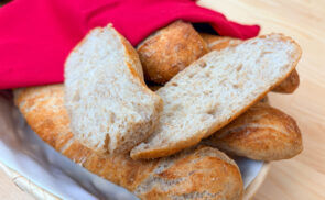 Teljes kiőrlésű, mini gyökérkenyér