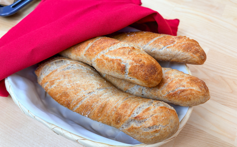 Teljes kiőrlésű, mini gyökérkenyér