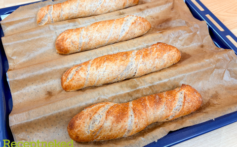 Teljes kiőrlésű, mini gyökérkenyér