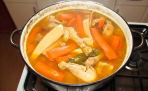 Ünnepi tyúkhúsleves