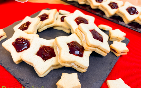 Gesztenyés-meggyes linzer