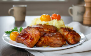 Mézes-mustáros mázzal sült oldalas