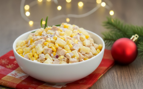 Ananászos, kukoricás csirkesaláta