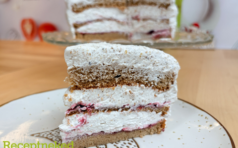 Diókrémes fahéjtorta