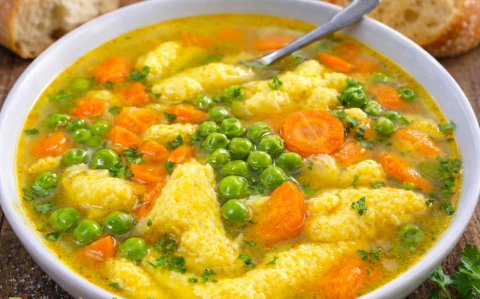 Borsóleves grízgaluskával