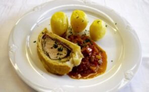 Tésztában sült szűzpecsenye